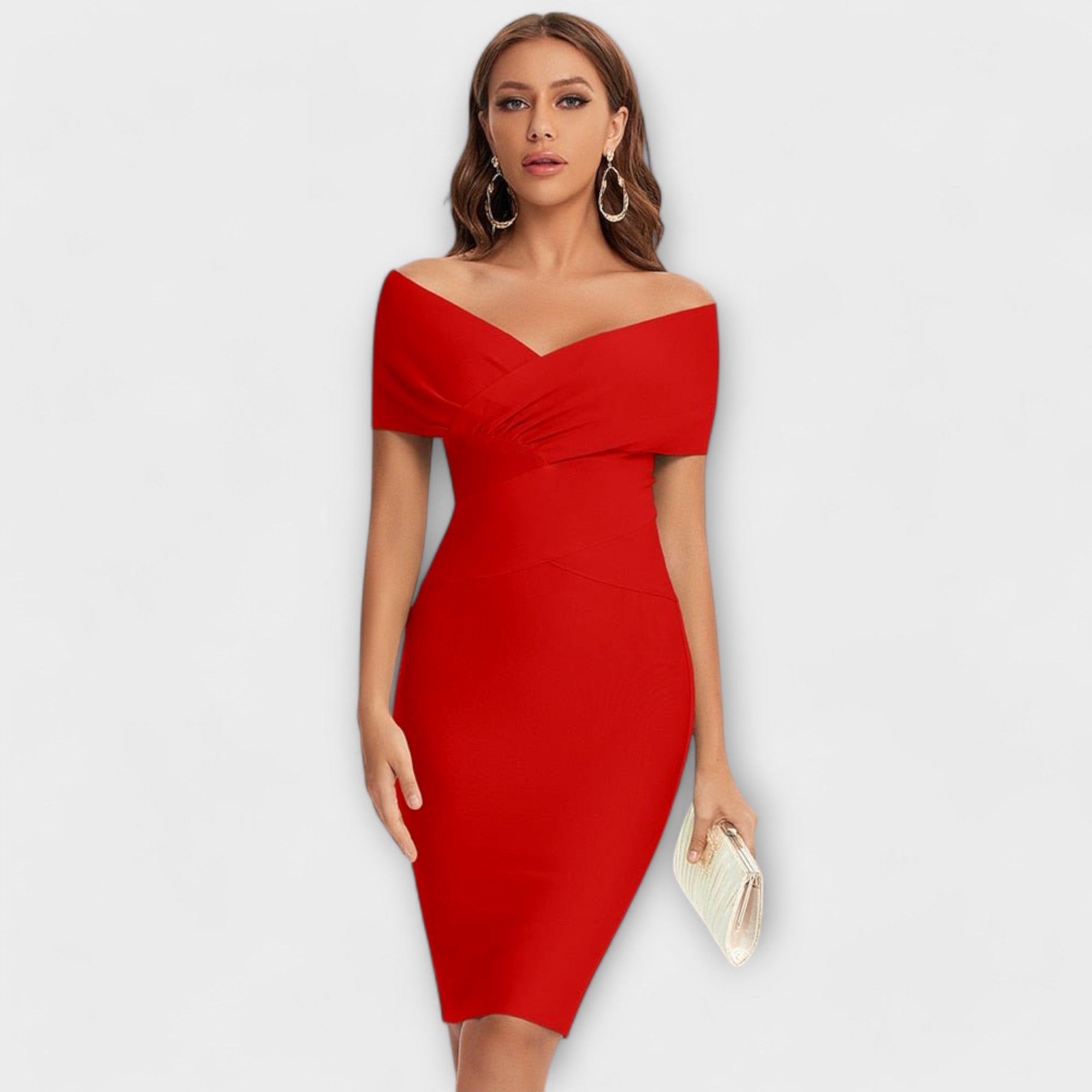 Lara | Elegantné mini šaty s výstrihom do V